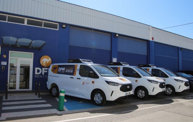 DFM Rent a Car recibe las primeras 30 unidades de Ford New Custom Van con revestimiento frigorífico de Europa - 2, Foto 2