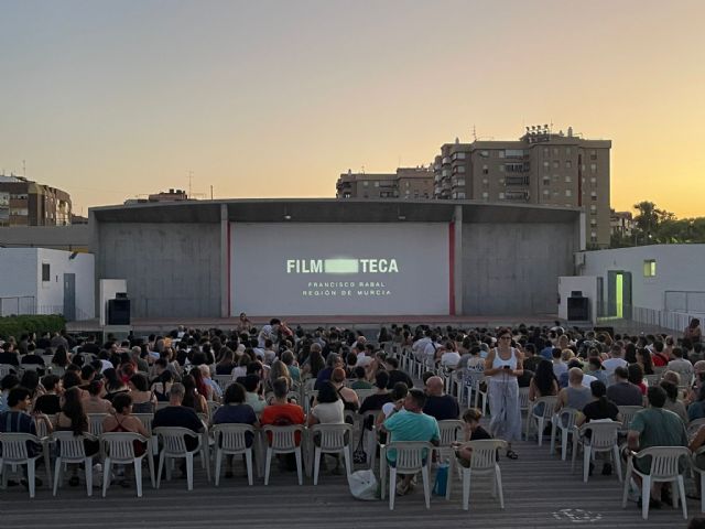 'Cine bajo las estrellas' llega 6.000 espectadores en su primer mes de andadura - 1, Foto 1