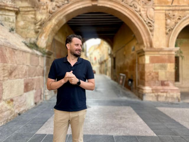 El Ayuntamiento de Lorca comienza con las primeras actuaciones de cara a la puesta a punto de accesos a la ciudad, casco urbano y pedanías para esta Navidad - 1, Foto 1