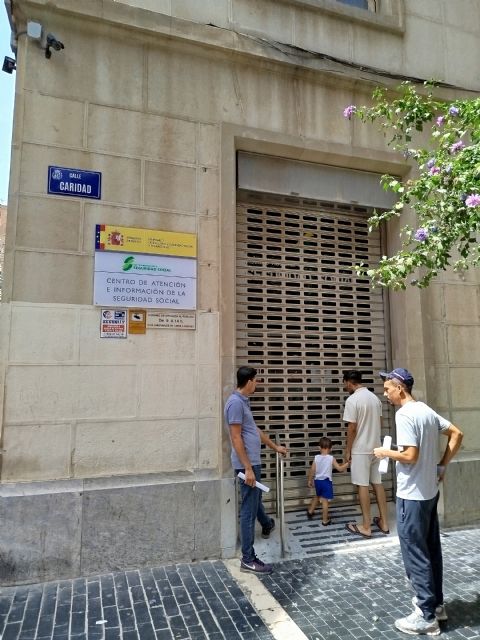 El PCAN pide al Gobierno de España la reforma inmediata del edificio de la Seguridad Social de la calle Caridad - 4, Foto 4