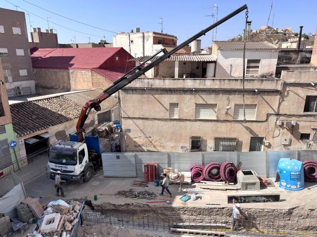 Comienzan las obras de adecuación del aparcamiento situado junto a la nueva sede del Ayuntamiento de Puerto Lumbreras - 2, Foto 2