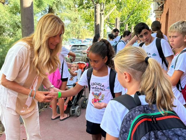 Los participantes de la Escuela de Verano de Santiago y Zaraiche disfrutan de una jornada de ocio saludable en Aqua Natura - 3, Foto 3