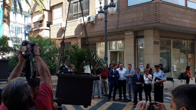 El plan de seguridad para la Feria de Lorca incorpora medio centenar de elementos de mobiliario urbano para bloquear el hipotético acceso de vehículos a zonas peatonales - 1, Foto 1