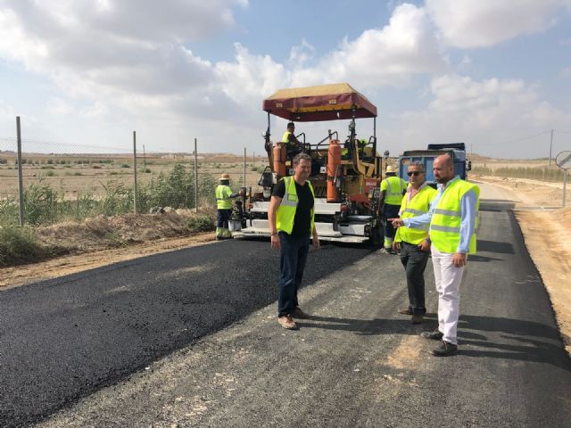 Fomento mejora la calzada y drenaje de la carretera regional que conecta las pedanías murcianas de Sucina y La Tercia - 1, Foto 1