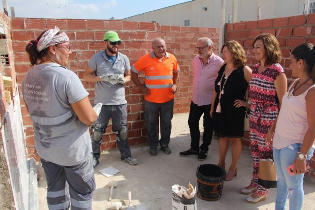 15 desempleados de San Pedro del Pinatar se forman en albañilería con un programa de la Comunidad - 1, Foto 1