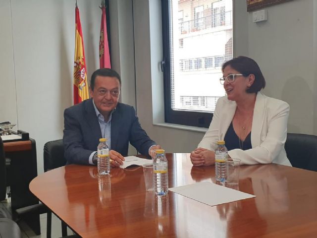 La vicepresidenta del Gobierno regional escucha las demandas de la patronal - 1, Foto 1