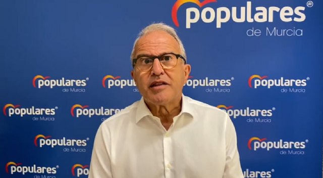 Los murcianos se encuentran las puertas cerradas de las instalaciones deportivas por la dejadez del nuevo equipo socialista - 1, Foto 1