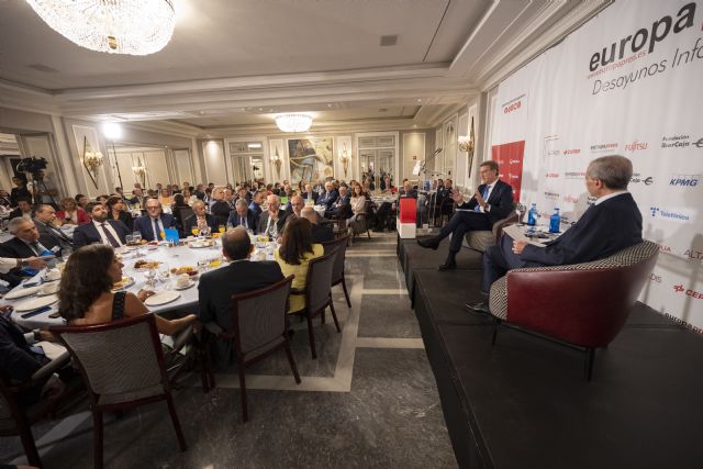 López Miras: Feijóo ha hecho más en una hora por la industria energética y por ahorrar la carga financiera de las familias que el Gobierno de España en los últimos meses - 2, Foto 2