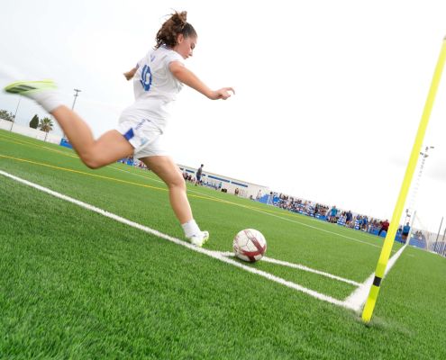 Inaugurado el nuevo césped del campo de fútbol de Alguazas con el saque de honor del futbolista local Víctor Meseguer - 2, Foto 2