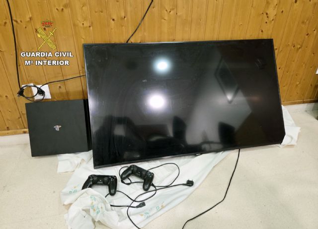 La Guardia Civil detiene al joven que robó mediante escalo en una vivienda de Caravaca de la Cruz - 1, Foto 1