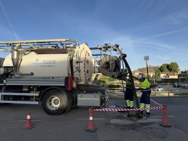 Lorca afronta la temporada de lluvias con un refuerzo en la limpieza de la red de drenaje urbano - 3, Foto 3