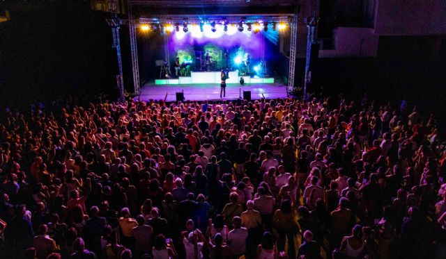 La magia de Mecano suena en la Feria de Calasparra con el espectacular show Hija de la Luna - 3, Foto 3