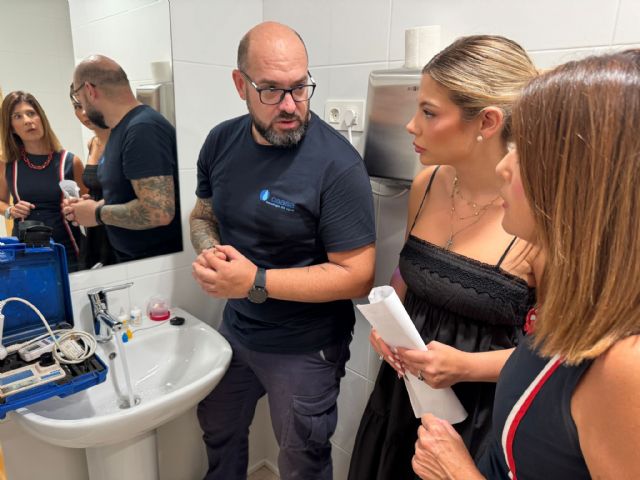 El Ayuntamiento concluye antes del comienzo del curso la inspección de los 38 colegios de Lorca para prevenir la legionelosis - 3, Foto 3