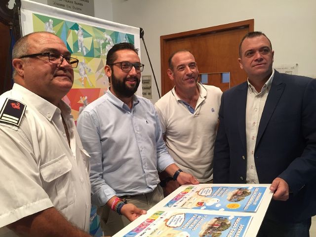 La construcción de castillos de arena se suma a las actividades de la Jornada de Juegos Populares y Tradicionales que se celebrará el viernes a partir de las 17 horas en la Plaza de España - 1, Foto 1