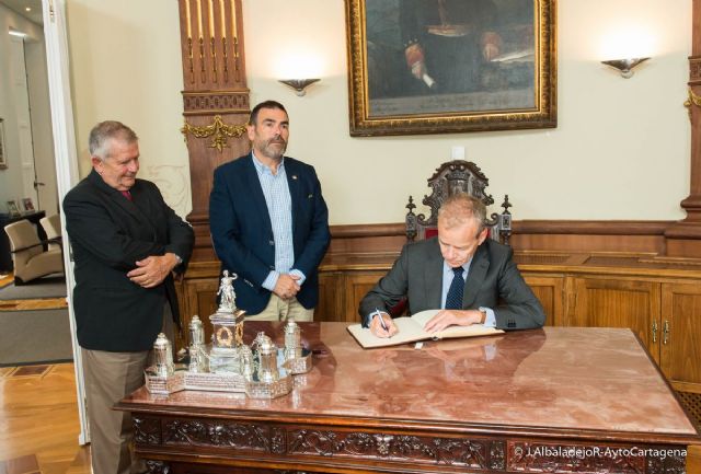 El embajador de Bélgica elogia las infraestructuras de Cartagena y su contraste entre la historia y la modernidad - 1, Foto 1