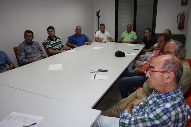 El Equipo de Gobierno se reúne con representantes del sector agrícola para trazar las líneas de un plan estratégico de impulso al sector - 1, Foto 1