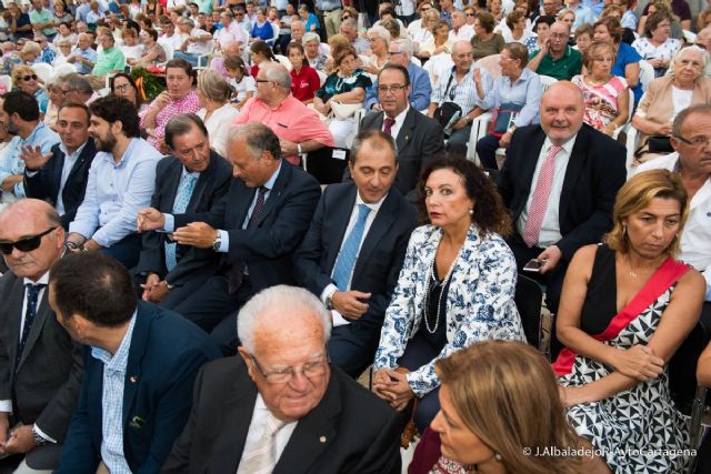 Centenares de personas arropan el homenaje a las Gentes del Mar en el Día de la Provincia Marítima - 1, Foto 1