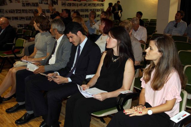 La fundación caravaqueña Robles Chillida premia a investigadores de la Universidad de Murcia - 3, Foto 3