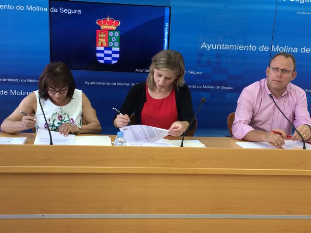 El Ayuntamiento de Molina de Segura firma un convenio de colaboración con la Plataforma de la Inmigración de la localidad - 1, Foto 1
