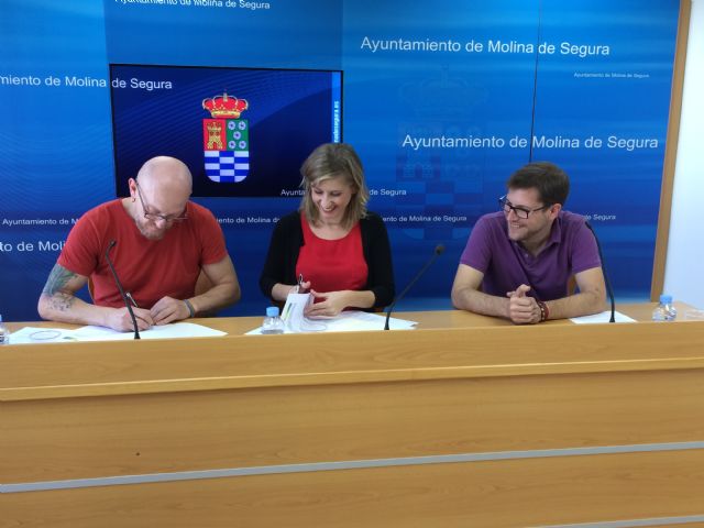El Ayuntamiento de Molina de Segura firma un convenio con la Asociación No te prives para la realización de actividades de sensibilización contra la LGTBIfobia - 2, Foto 2