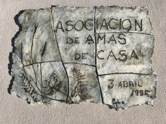 Placa conmemorativa Plantar un árbol en la plaza Ntra. Sra. de los Dolores, en Torre-Pacheco - 3, Foto 3