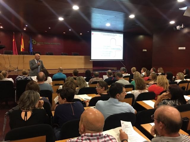 Más de 12.200 candidatos se examinan el domingo para optar a 135 plazas de auxiliar administrativo del SMS - 1, Foto 1