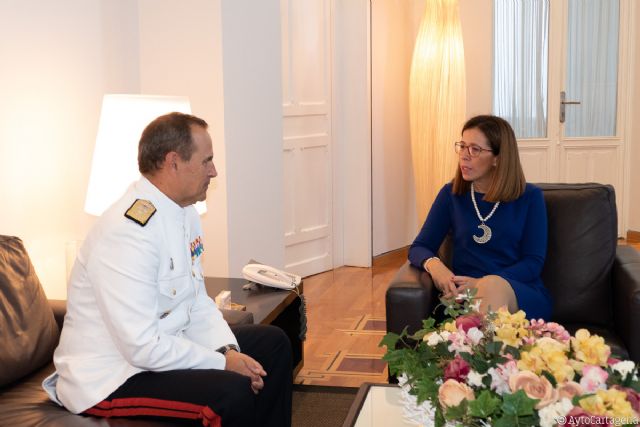 La alcaldesa y el nuevo comandante de la Fuerza de Protección de la Armada comparten impresiones en su primer encuentro - 1, Foto 1