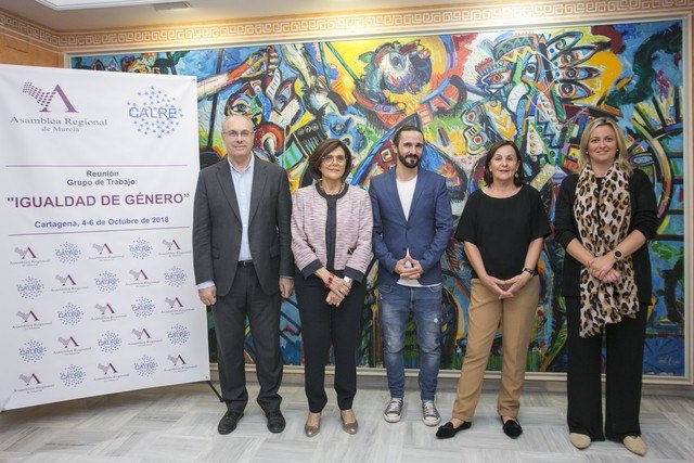 La presidenta de la Asamblea y coordinadora de Igualdad de CALRE da la bienvenida a los Parlamentos autonómicos - 1, Foto 1