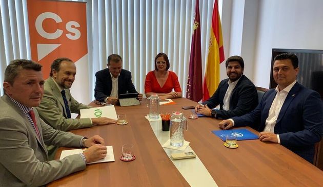 MC: El PP, de la mano de Ciudadanos y VOX, continúa incrementando la deuda pública - 1, Foto 1
