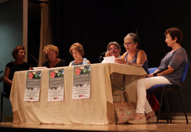 La Casa de la Cultura Pedro Serna acogió un recital poético - 1, Foto 1