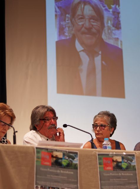 La Casa de la Cultura Pedro Serna acogió un recital poético - 2, Foto 2