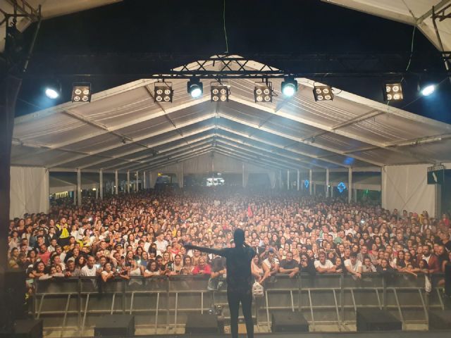 Sergio Contreras, Indara y Manuel Delgado abarrotan la Carpa Joven de las Fiestas Patronales de Puerto Lumbreras - 3, Foto 3