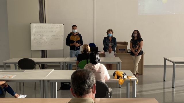 18 desempleados comienzan el curso de Atención Sociosanitaria a personas dependientes en Instituciones Sociales - 3, Foto 3