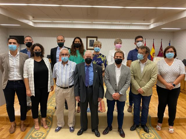 Torre Pacheco rinde homenaje a los esparteros Antonio Segura y José Sánchez en el Día Internacional de las Personas Mayores - 5, Foto 5