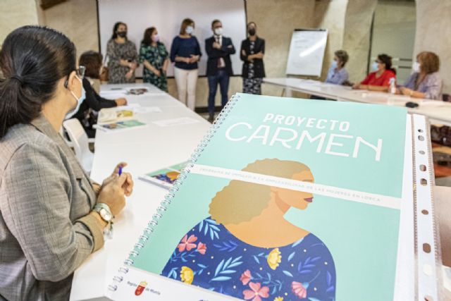 17 mujeres en riesgo de exclusión buscan el empoderamiento a través del ´Proyecto Carmen´ - 1, Foto 1