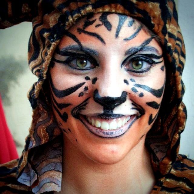 Puerto Lumbreras homenajea a su tradicional desfile de carrozas con una exposición fotográfica que recorre la historia de este emblemático evento - 2, Foto 2