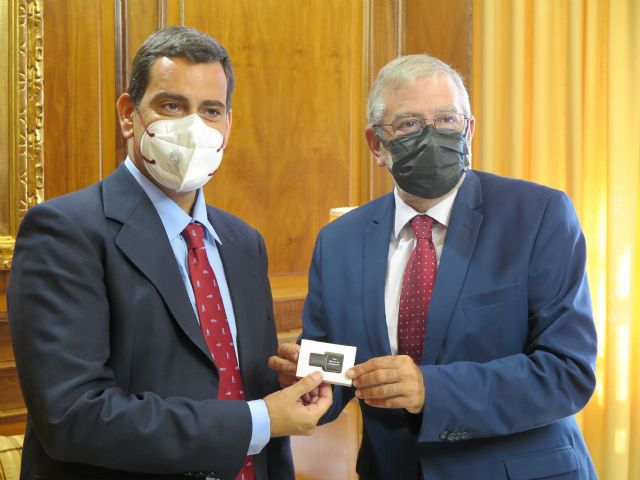 La Comunidad apuesta por un modelo de movilidad sostenible que prioriza el transporte público frente al vehículo privado - 1, Foto 1