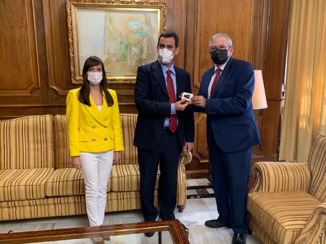 La Comunidad apuesta por un modelo de movilidad sostenible que prioriza el transporte público frente al vehículo privado - 2, Foto 2