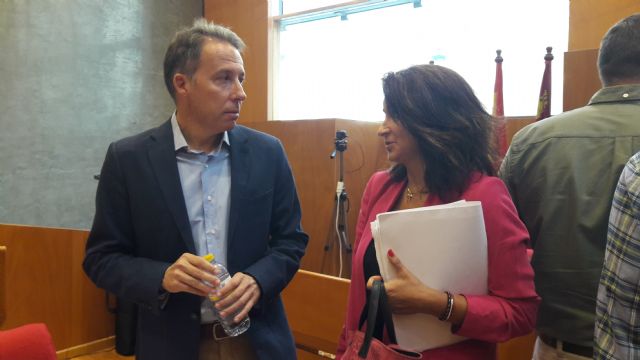 El PP consigue el respaldo unánime del Pleno del Ayuntamiento para financiar la adecuación de la nueva sede de la Asociación Alzhéimer Lorca - 2, Foto 2