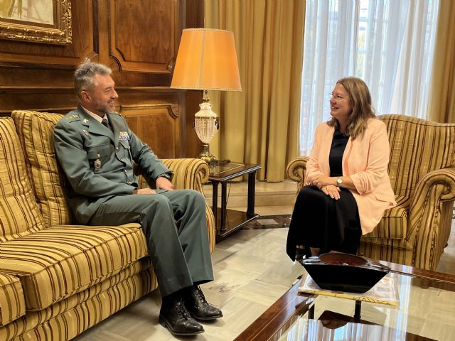 Visita institucional del Coronel Jefe de la Zona de la Guardia Civilde Murcia - 2, Foto 2