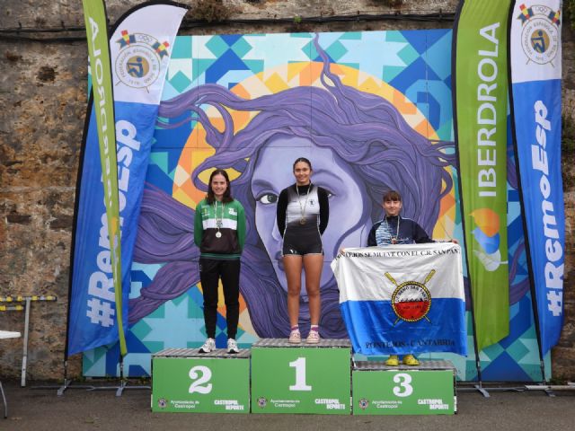 La sexta regata de la liga nacional iberdrola de remo de mar, celebrada en la ría del EO - 1, Foto 1
