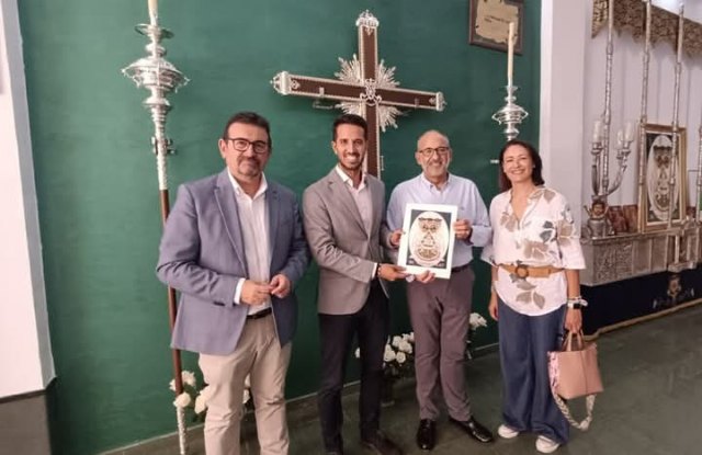 El director general de Patrimonio Cultural se interesa por el 50 aniversario de los Hijos de María - 1, Foto 1