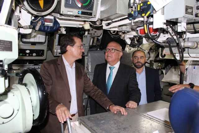 Diputados nacionales, cargos orgánicos y concejales de Ciudadanos visitan el Arsenal Militar y se reúnen con Navantia - 4, Foto 4