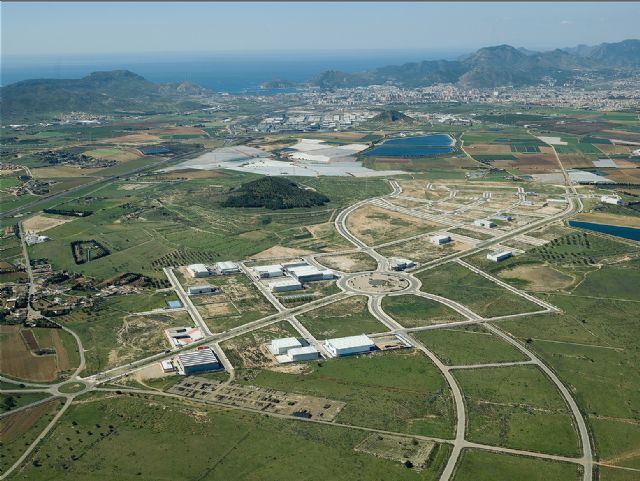El crecimiento de la industria regional dispara la demanda de suelo en el polígono industrial de Los Camachos - 1, Foto 1