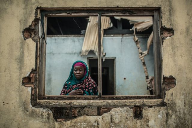 La Universidad de Murcia acoge una muestra de fotografías sobre mujeres que luchan contra el horror de la guerra - 2, Foto 2
