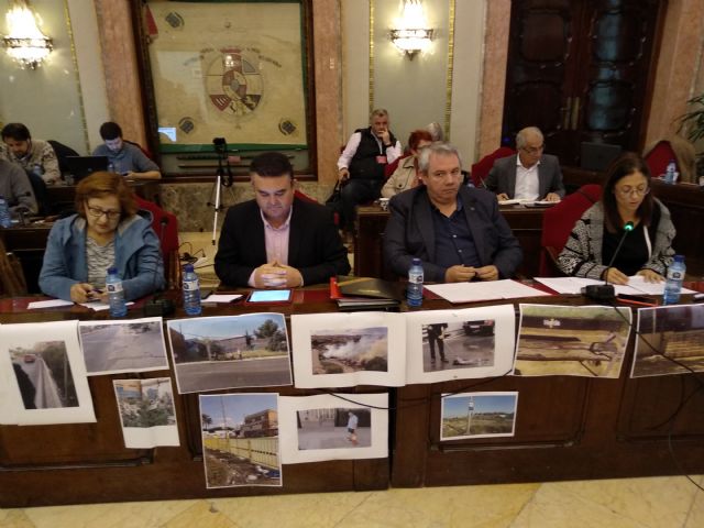 PSOE: Un municipio estancado con un alcalde para las cuatro calles del centro y nada más - 1, Foto 1