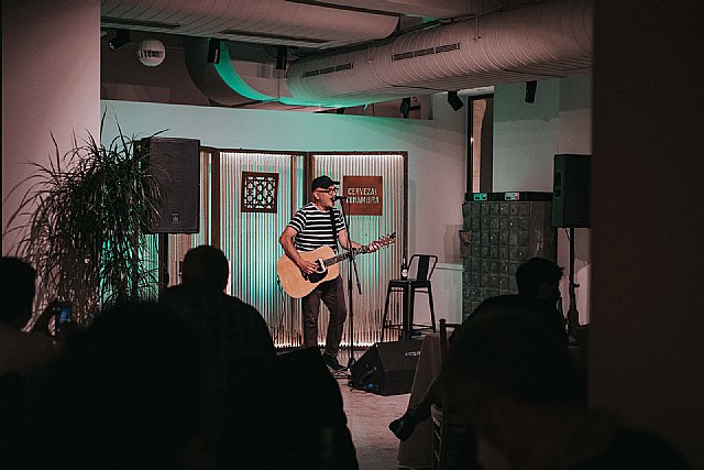 Fernando Alfaro repasó su carrera musical en El Arte Se Toca - 2, Foto 2