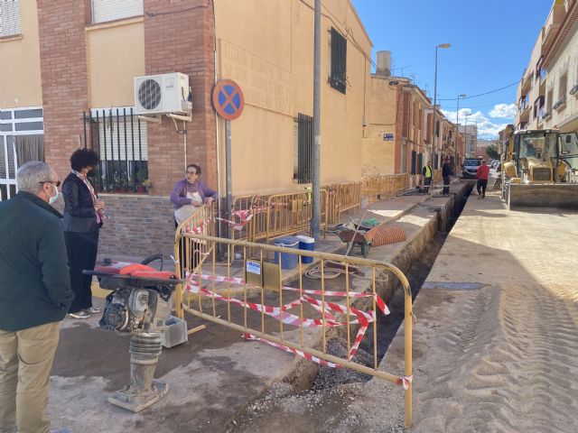 Gobierno regional y Ayuntamiento invierten más de 48.000 euros en obras para mejorar la red de saneamiento en la calle Villa de Silla de Puerto Lumbreras - 1, Foto 1