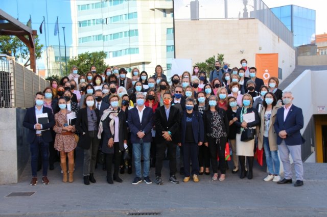 El COTS de la Región de Murcia reconoce la labor de los Servicios Sociales de Alhama en la pandemia - 2, Foto 2