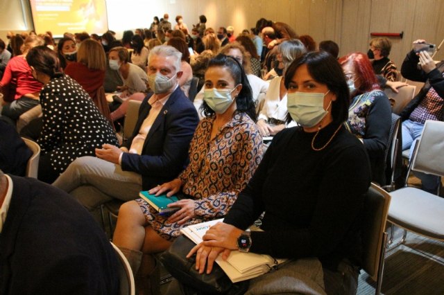 El COTS de la Regin de Murcia reconoce la labor de los Servicios Sociales de Alhama en la pandemia, Foto 3